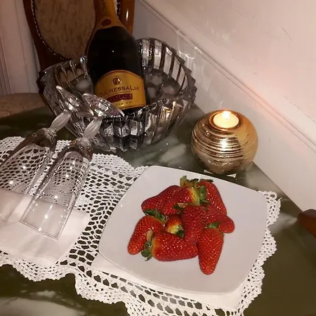 Palazzo Salini - Familiare Apartment *