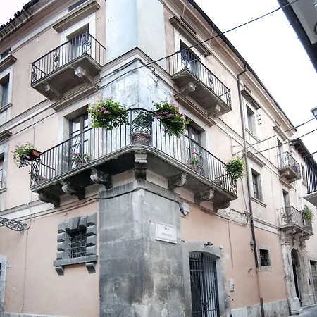 Palazzo Salini - Familiare Apartmán *