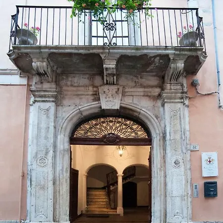 Palazzo Salini - Familiare * 苏尔莫纳